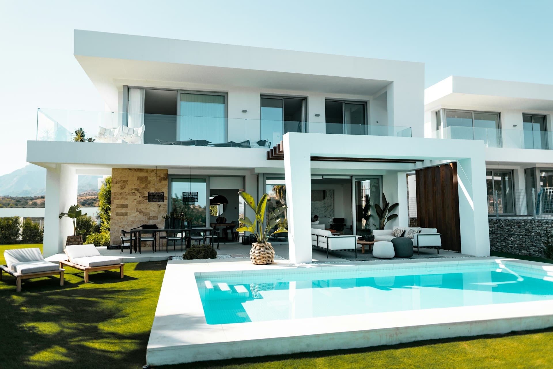 Listing & Sale